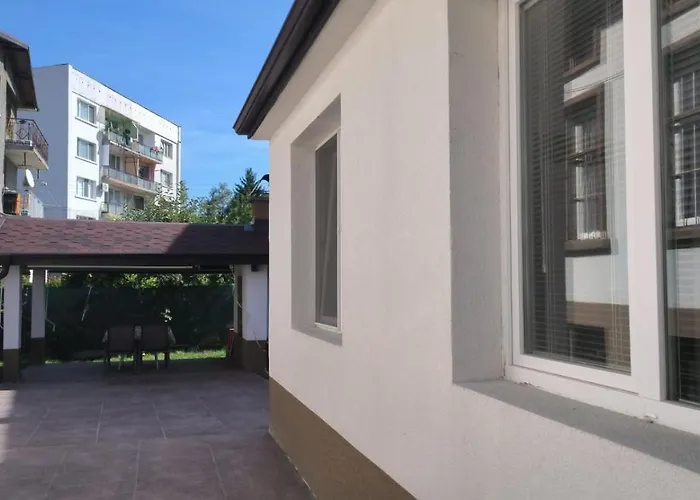 Tea House アパート *