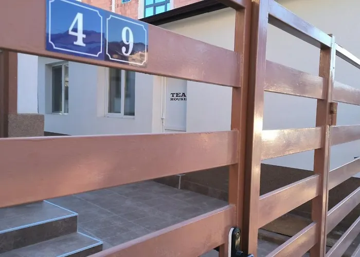 Tea House サモコフ